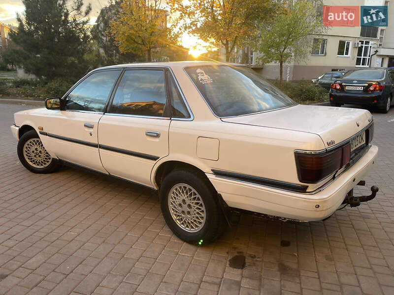 Седан Toyota Camry 1987 в Одессе фото 2 Седан Toyota Camry 1987 в Одессе