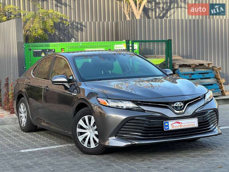 Седан Toyota Camry 2018 в Одесі
