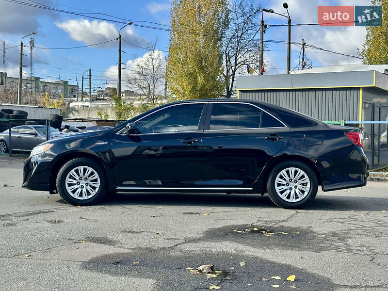 Седан Toyota Camry 2013 в Киеве фото 6 Седан Toyota Camry 2013 в Киеве