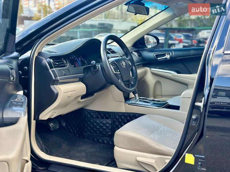 Седан Toyota Camry 2013 в Киеве фото 9 Седан Toyota Camry 2013 в Киеве