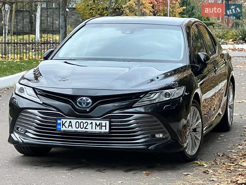 Toyota Camry 2020