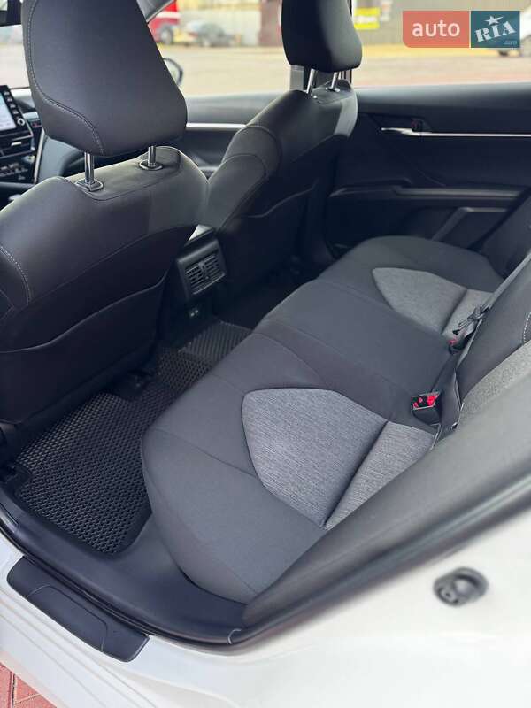 Седан Toyota Camry 2024 в Ровно фото 20 Седан Toyota Camry 2024 в Ровно