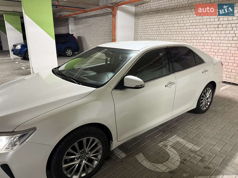 Седан Toyota Camry 2017 в Львове фото 3 Седан Toyota Camry 2017 в Львове