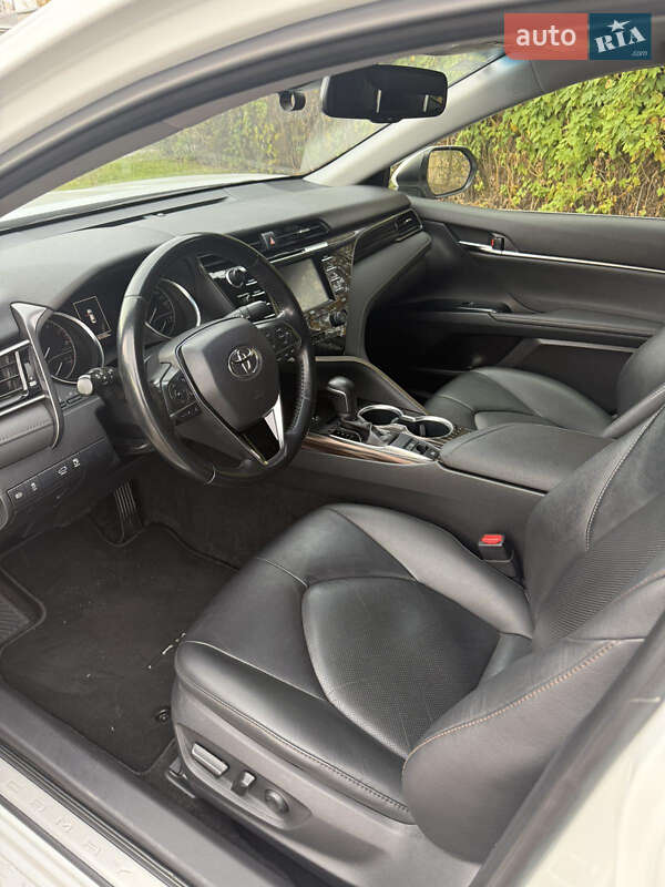 Седан Toyota Camry 2019 в Києві фото 6 Седан Toyota Camry 2019 в Києві