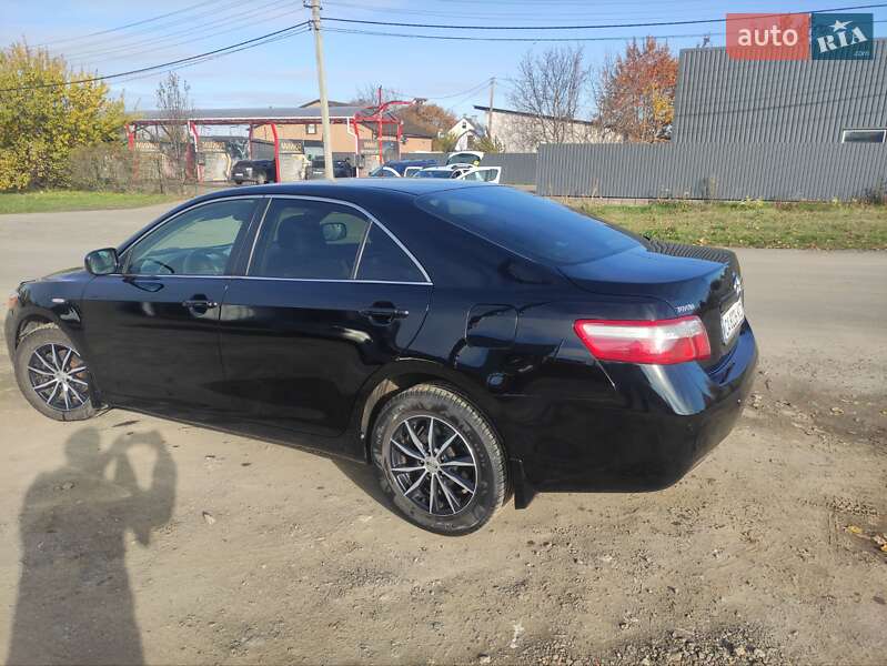 Седан Toyota Camry 2007 в Умані