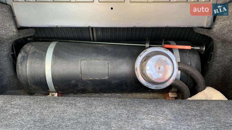 Седан Toyota Camry 2015 в Харкові