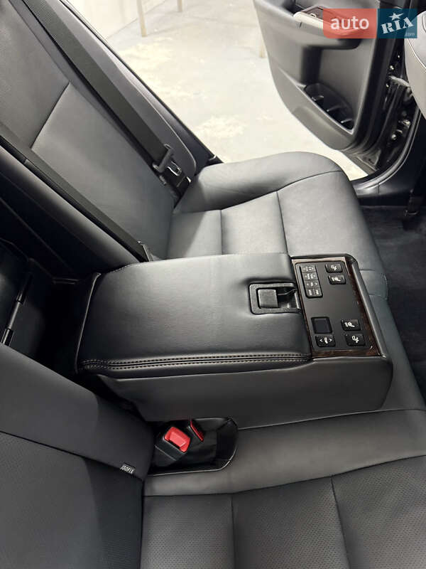 Седан Toyota Camry 2016 в Белгороде-Днестровском фото 30 Седан Toyota Camry 2016 в Белгороде-Днестровском