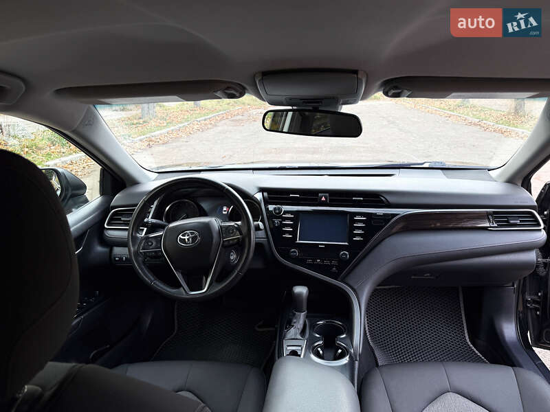 Седан Toyota Camry 2020 в Киеве фото 12 Седан Toyota Camry 2020 в Киеве