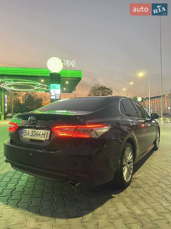 Седан Toyota Camry 2018 в Одесі