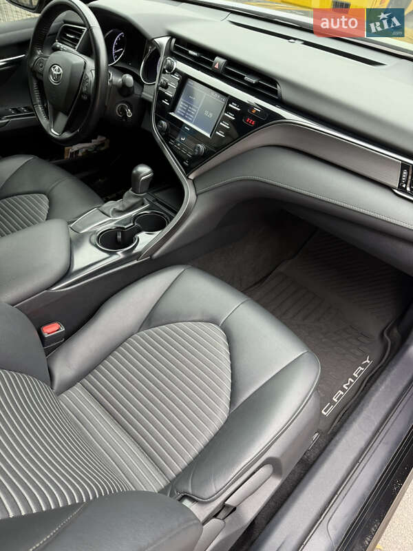 Седан Toyota Camry 2020 в Днепре фото 24 Седан Toyota Camry 2020 в Днепре