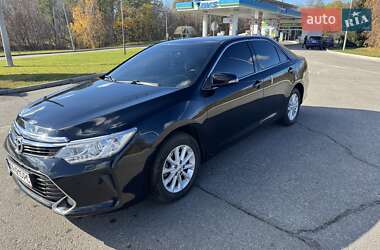 Седан Toyota Camry 2016 в Полтаві