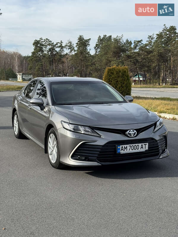 Седан Toyota Camry 2021 в Барановке