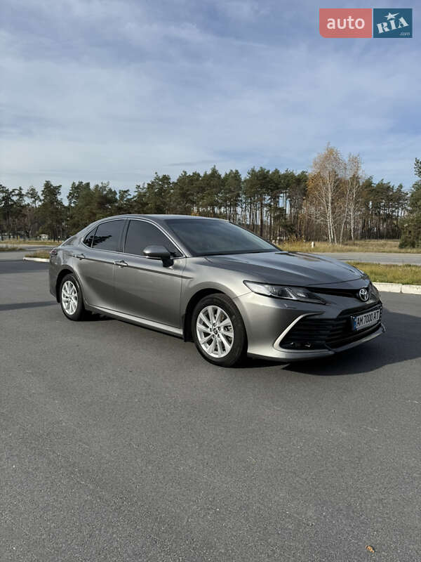 Седан Toyota Camry 2021 в Барановке