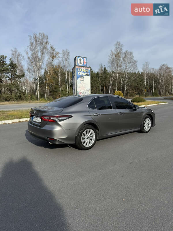 Седан Toyota Camry 2021 в Барановке