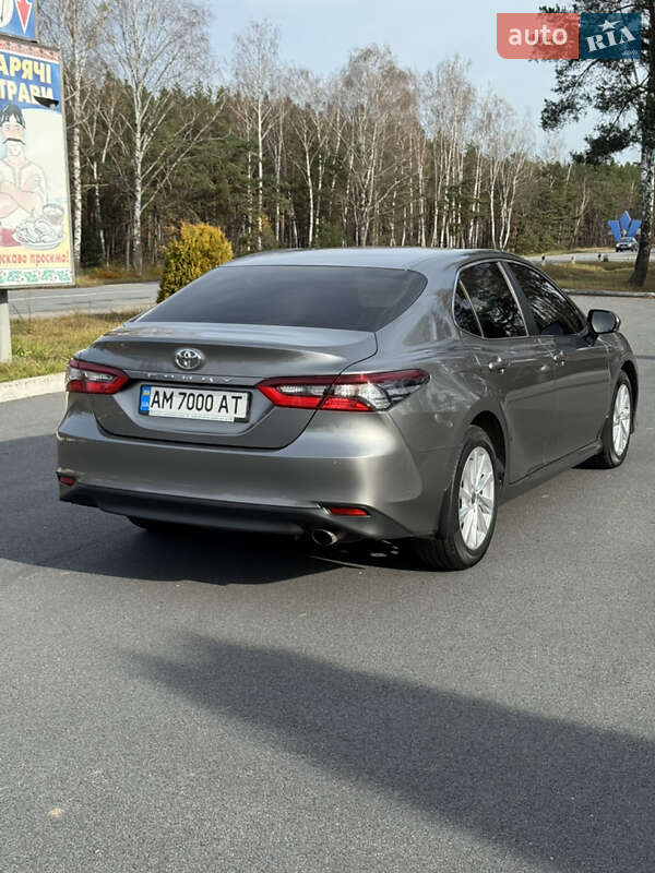 Седан Toyota Camry 2021 в Барановке