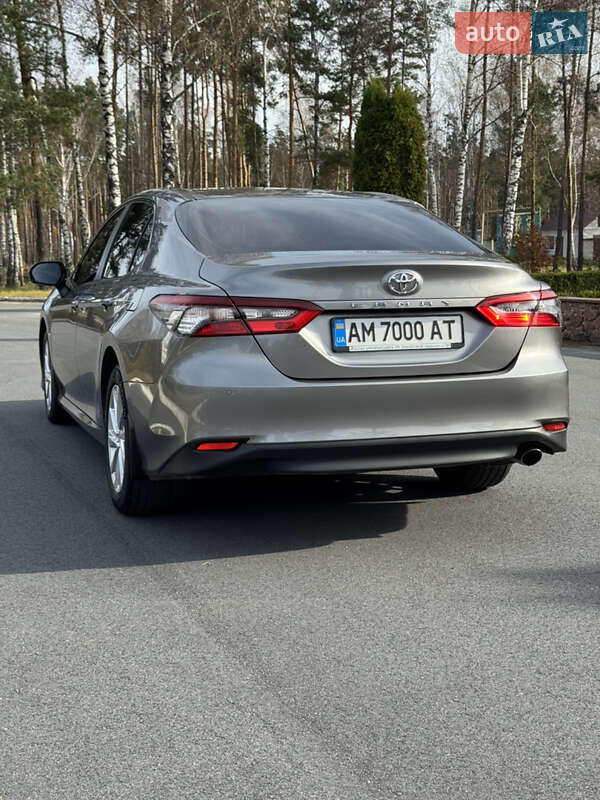 Седан Toyota Camry 2021 в Барановке