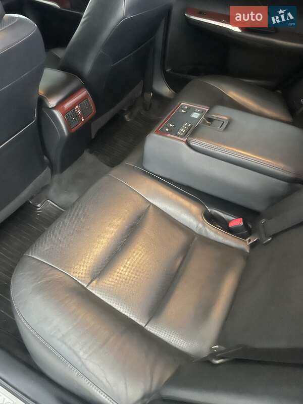 Седан Toyota Camry 2013 в Харькове
