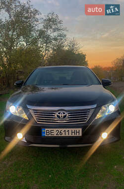 Седан Toyota Camry 2012 в Южноукраинске