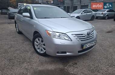 Седан Toyota Camry 2008 в Львові