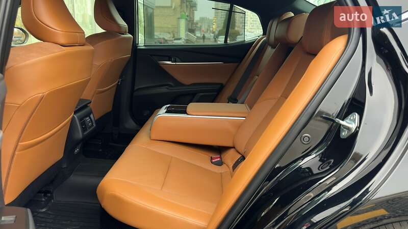 Седан Toyota Camry 2025 в Харькове фото 15 Седан Toyota Camry 2025 в Харькове
