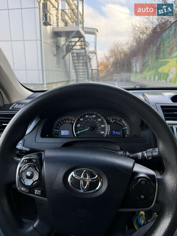 Седан Toyota Camry 2011 в Харькове фото 16 Седан Toyota Camry 2011 в Харькове
