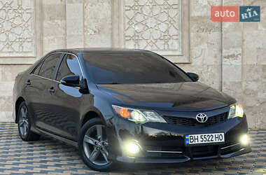 Седан Toyota Camry 2012 в Одессе