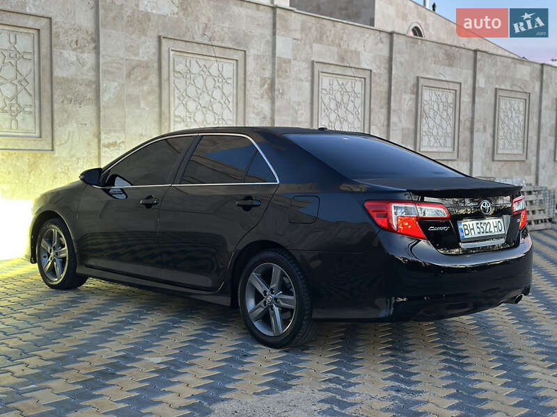 Седан Toyota Camry 2012 в Одесі