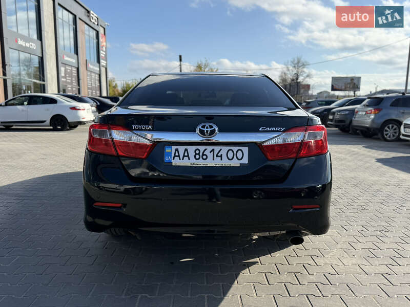 Седан Toyota Camry 2012 в Киеве фото 6 Седан Toyota Camry 2012 в Киеве