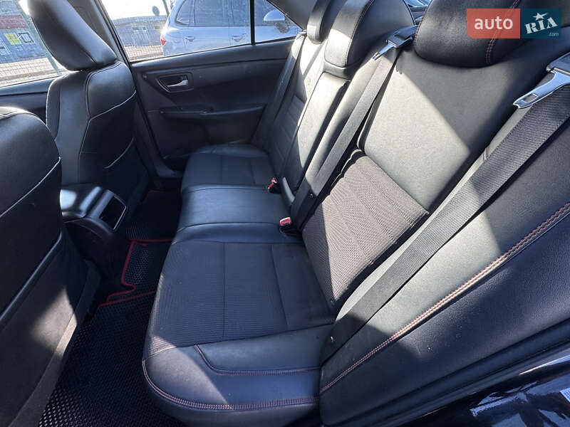 Седан Toyota Camry 2016 в Киеве фото 26 Седан Toyota Camry 2016 в Киеве