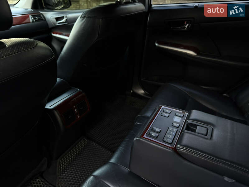 Седан Toyota Camry 2011 в Черновцах фото 7 Седан Toyota Camry 2011 в Черновцах
