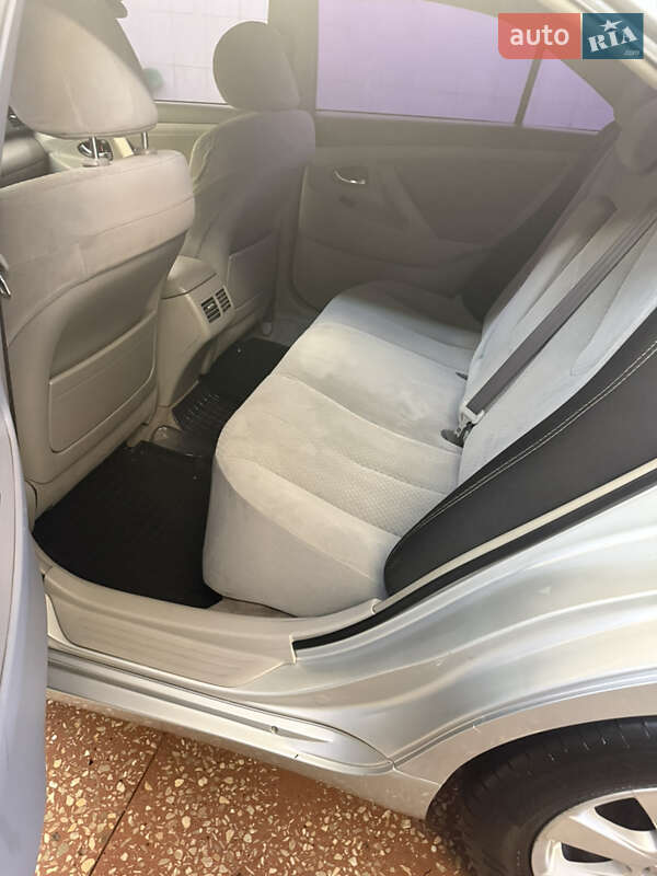 Седан Toyota Camry 2006 в Полтаві