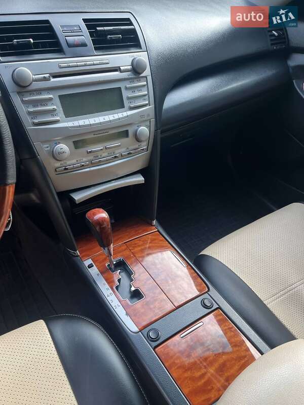 Седан Toyota Camry 2011 в Зачепиловке фото 18 Седан Toyota Camry 2011 в Зачепиловке