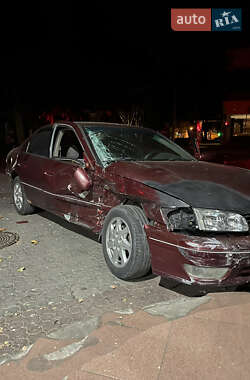 Седан Toyota Camry 2000 в Одессе