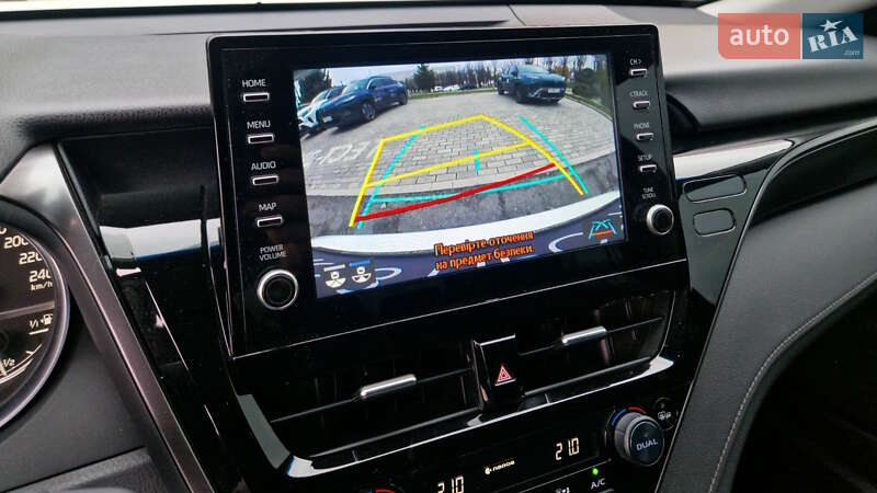 Седан Toyota Camry 2023 в Кропивницком