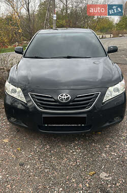Седан Toyota Camry 2007 в Киеве