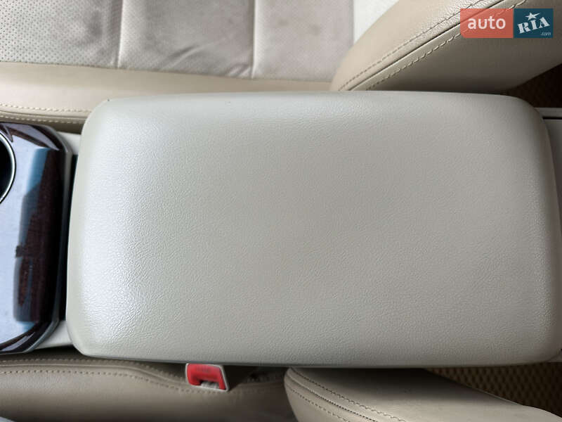 Седан Toyota Camry 2014 в Киеве