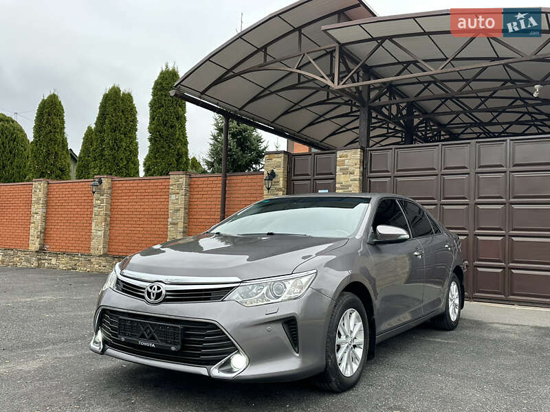 Седан Toyota Camry 2015 в Харькове фото 3 Седан Toyota Camry 2015 в Харькове