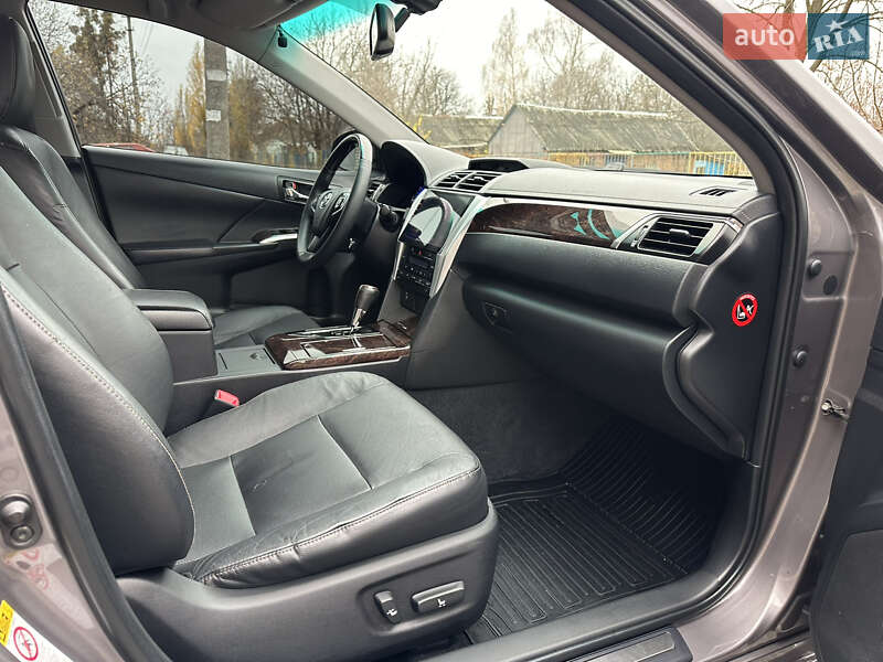 Седан Toyota Camry 2015 в Харькове фото 39 Седан Toyota Camry 2015 в Харькове