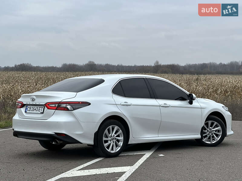 Седан Toyota Camry 2023 в Киеве фото 9 Седан Toyota Camry 2023 в Киеве