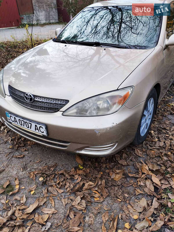 Седан Toyota Camry 2002 в Смеле фото Седан Toyota Camry 2002 в Смеле