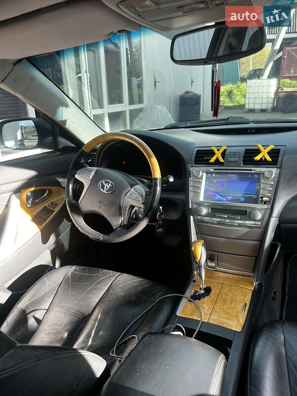 Седан Toyota Camry 2007 в Вижниці