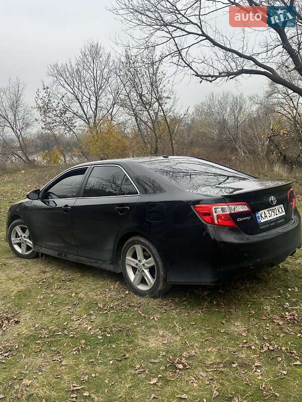 Седан Toyota Camry 2012 в Киеве фото 3 Седан Toyota Camry 2012 в Киеве