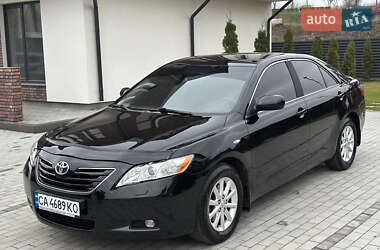 Седан Toyota Camry 2008 в Умані