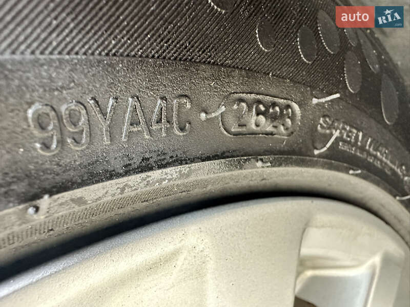 Седан Toyota Camry 2020 в Миколаєві