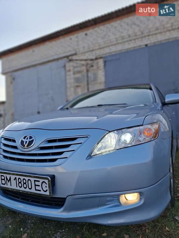 Седан Toyota Camry 2006 в Глухове