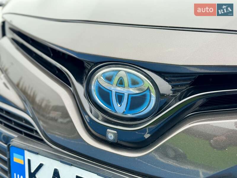 Седан Toyota Camry 2019 в Києві фото 28 Седан Toyota Camry 2019 в Києві