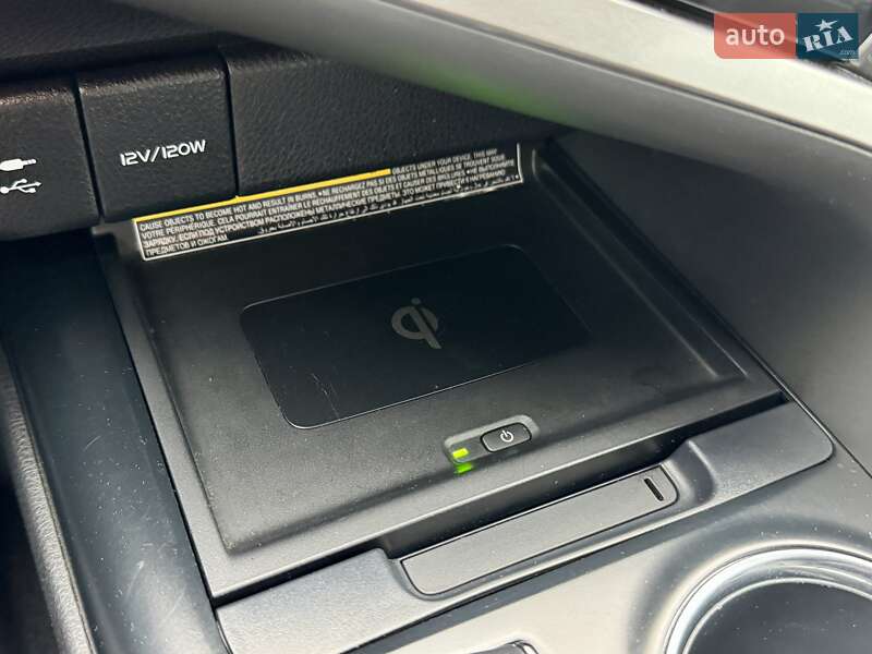 Седан Toyota Camry 2019 в Києві фото 62 Седан Toyota Camry 2019 в Києві