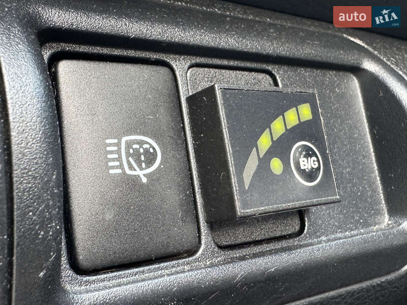 Седан Toyota Camry 2012 в Львове