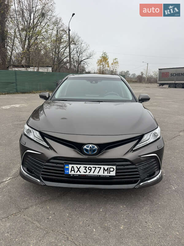 Toyota Camry 2023