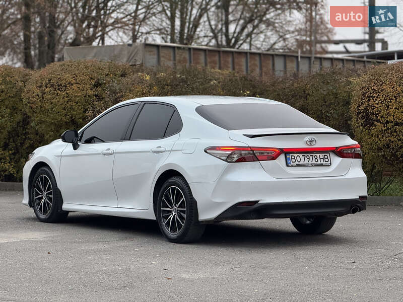 Седан Toyota Camry 2018 в Тернополе фото 17 Седан Toyota Camry 2018 в Тернополе
